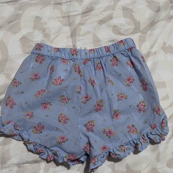 🌻3/25$ Baby girl H&M floral shorts 6-9 months - Picture 4 of 4